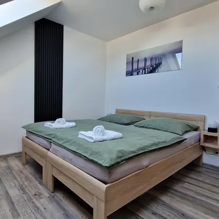 Apartamento Kovadlina *